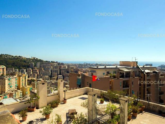 Appartamento in vendita a Genova GE