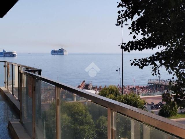 Appartamento in vendita a Genova GE