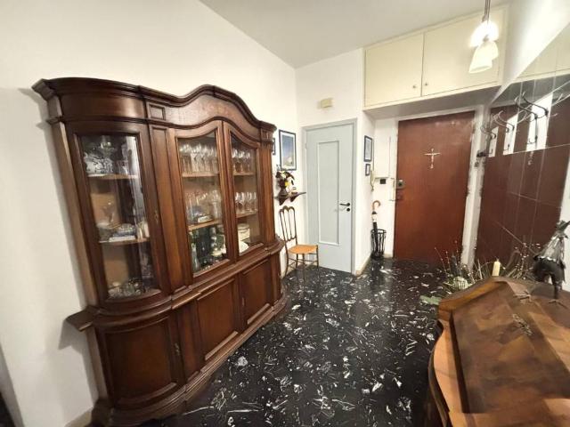 Appartamento in vendita a Genova GE