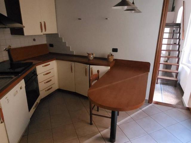 Appartamento in vendita a Genova GE