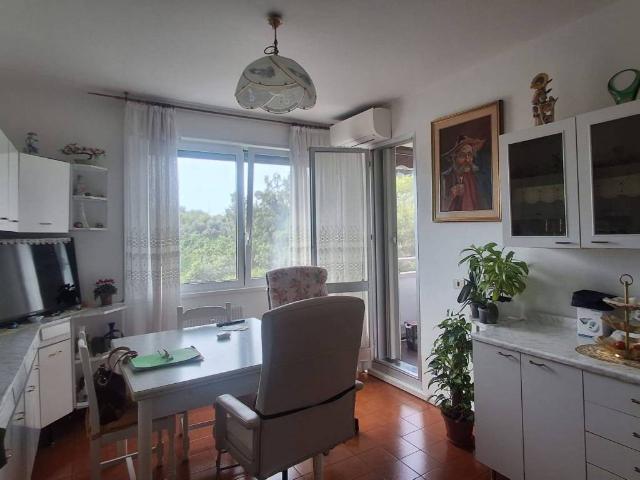 Appartamento in vendita a Genova GE
