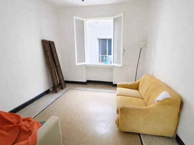 Appartamento in vendita a Genova GE