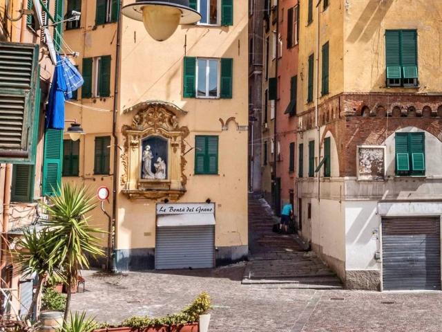 Appartamento in vendita a Genova GE