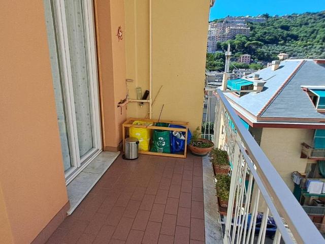 Appartamento in vendita a Genova GE