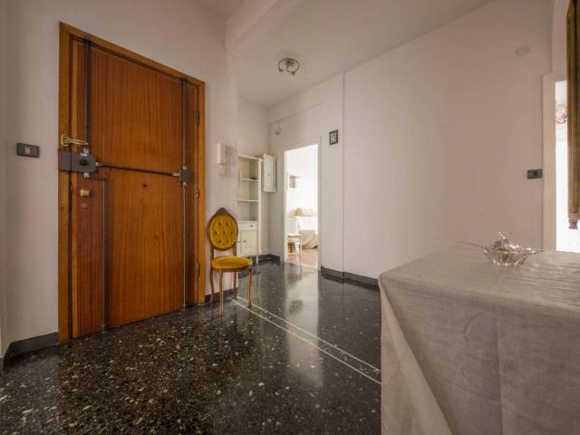 Appartamento in vendita a Genova GE