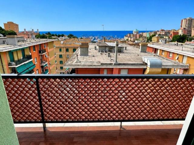 Appartamento in vendita a Genova GE