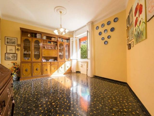 Appartamento in vendita a Genova GE