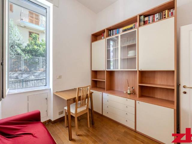 Appartamento in vendita a Genova GE