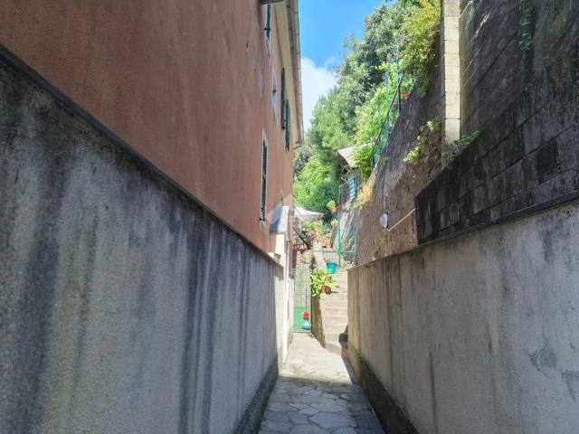 Appartamento in vendita a Genova GE