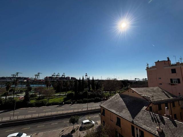 Appartamento in vendita a Genova GE