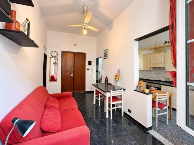 Appartamento in vendita a Genova GE
