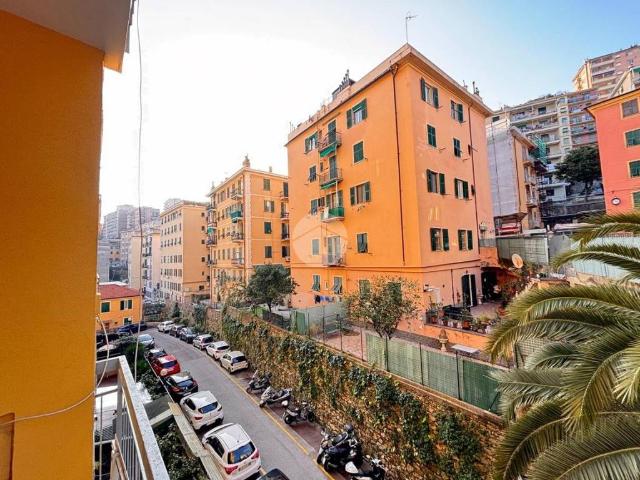 Appartamento in vendita a Genova GE