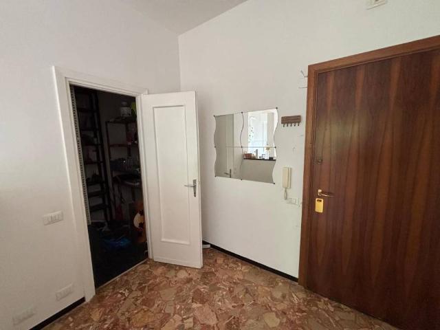 Appartamento in vendita a Genova GE