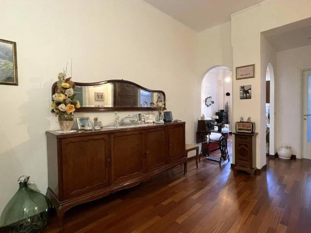 Appartamento in vendita a Genova GE