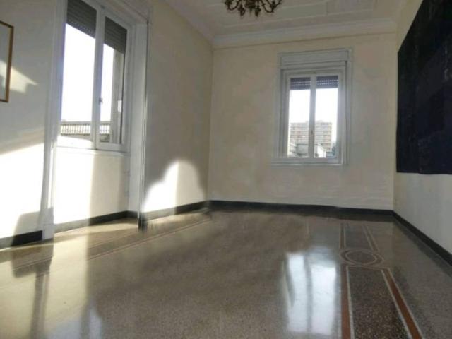 Appartamento in vendita a Genova GE
