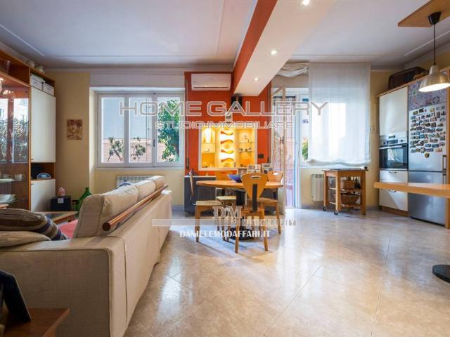 Appartamento in vendita a Genova GE
