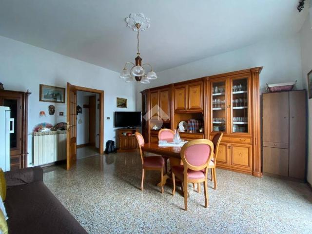 Appartamento in vendita a Genova GE