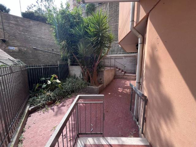 Appartamento in vendita a Genova GE