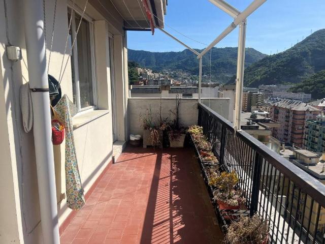 Appartamento in vendita a Genova GE