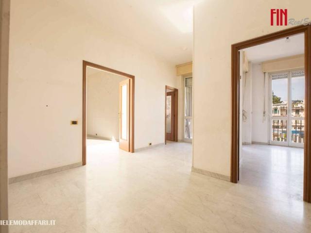 Appartamento in vendita a Genova GE