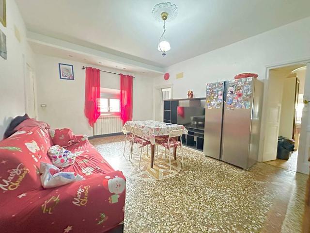 Appartamento in vendita a Genova GE