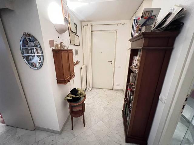 Appartamento in vendita a Genova GE