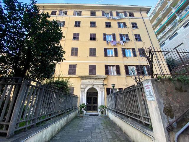 Appartamento in vendita a Genova GE