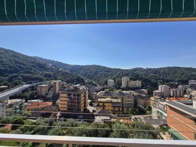 Appartamento in vendita a Genova GE