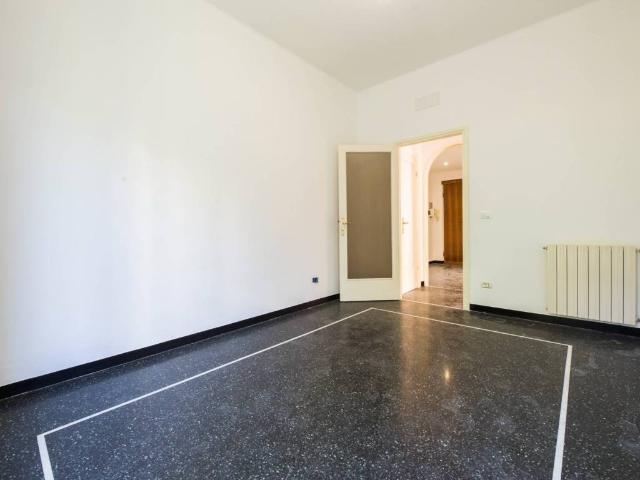 Appartamento in vendita a Genova GE