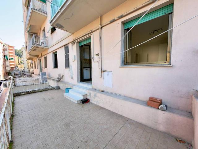 Appartamento in vendita a Genova GE