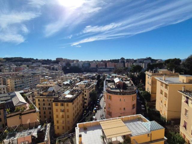 Appartamento in vendita a Genova GE