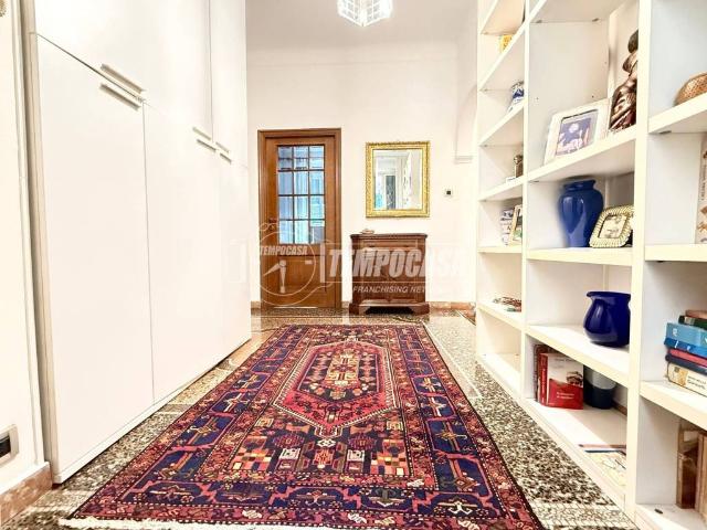 Appartamento in vendita a Genova GE