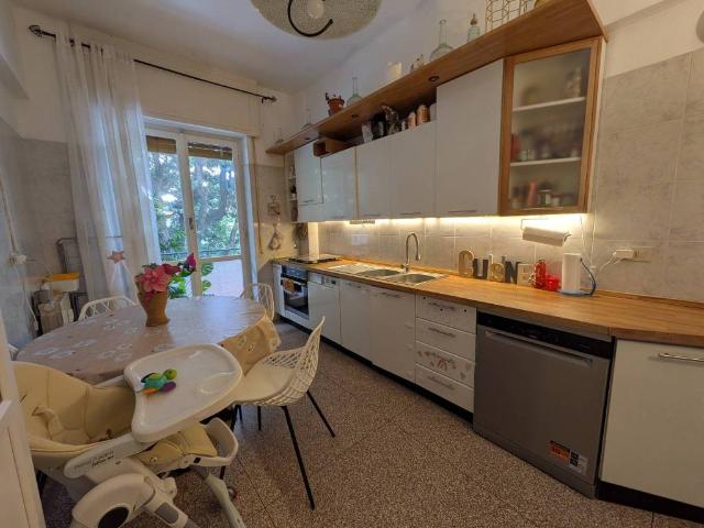 Appartamento in vendita a Genova GE