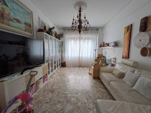 Appartamento in vendita a Genova GE