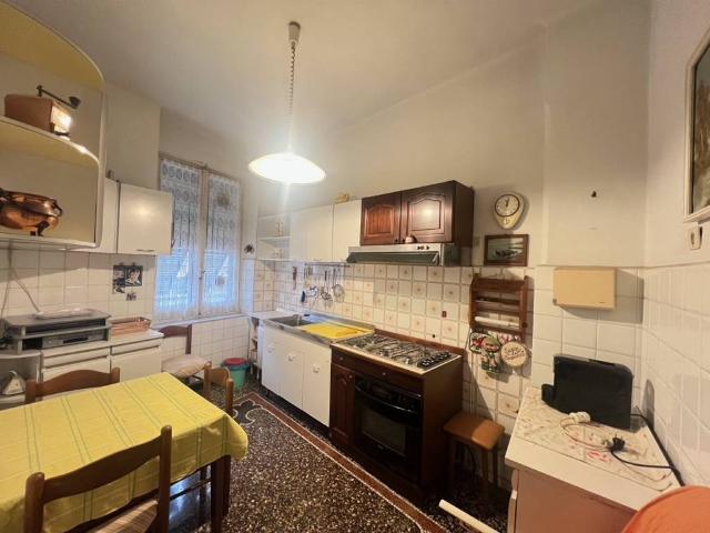 Appartamento in vendita a Genova GE
