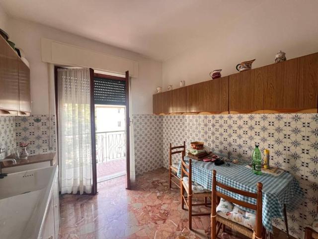 Appartamento in vendita a Genova GE