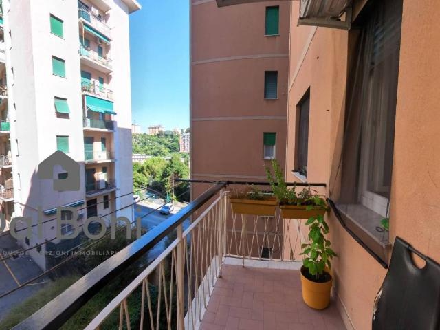 Appartamento in vendita a Genova GE
