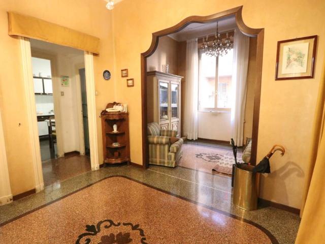 Appartamento in vendita a Genova GE
