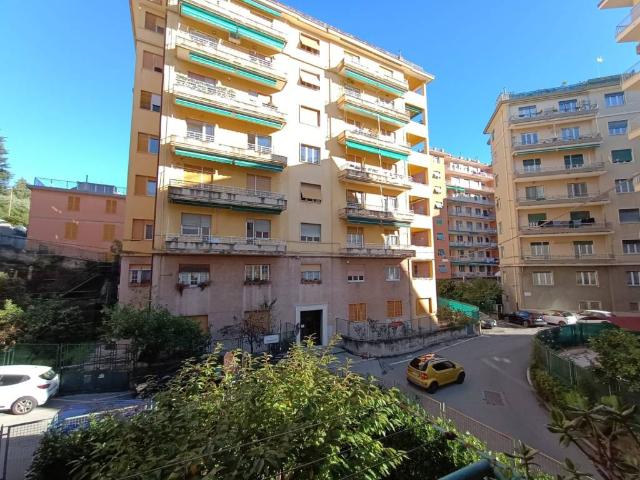 Appartamento in vendita a Genova GE