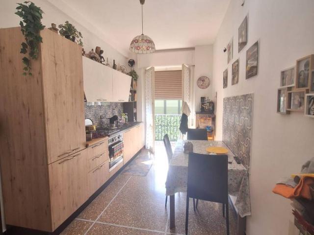 Appartamento in vendita a Genova GE
