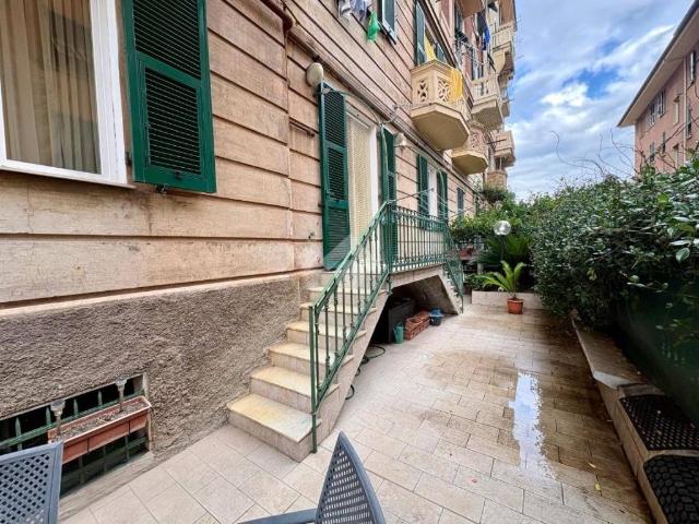 Appartamento in vendita a Genova GE