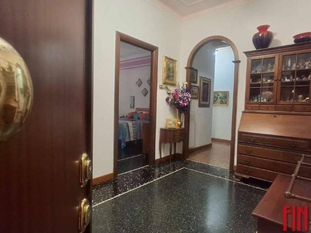 Appartamento in vendita a Genova GE