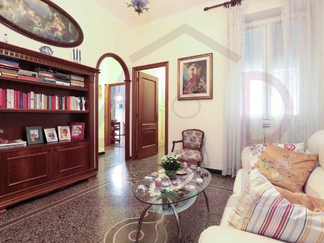 Appartamento in vendita a Genova GE