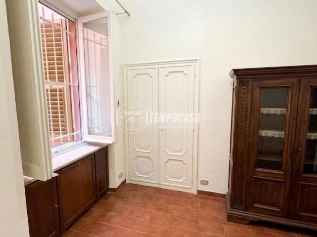 Appartamento in vendita a Genova GE