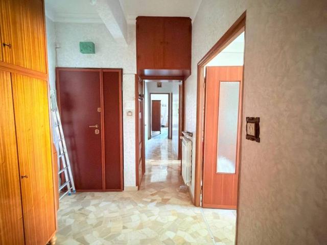 Appartamento in vendita a Genova GE