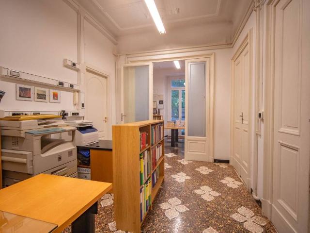 Appartamento in vendita a Genova GE