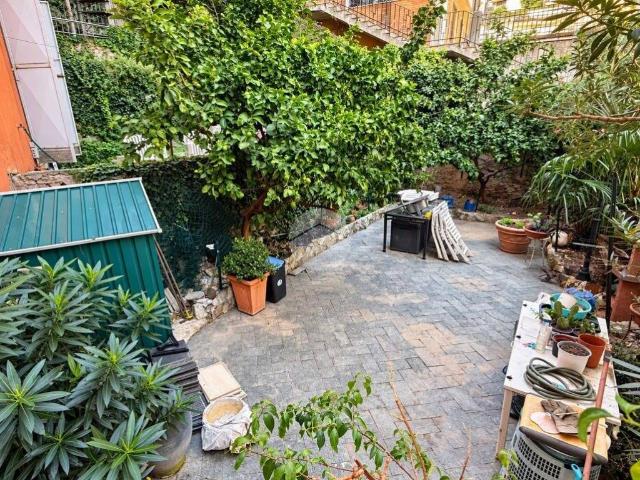 Appartamento in vendita a Genova GE