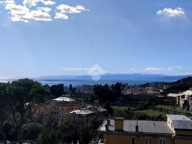 Appartamento in vendita a Genova GE