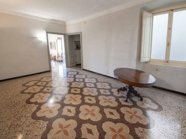 Appartamento in vendita a Genova GE