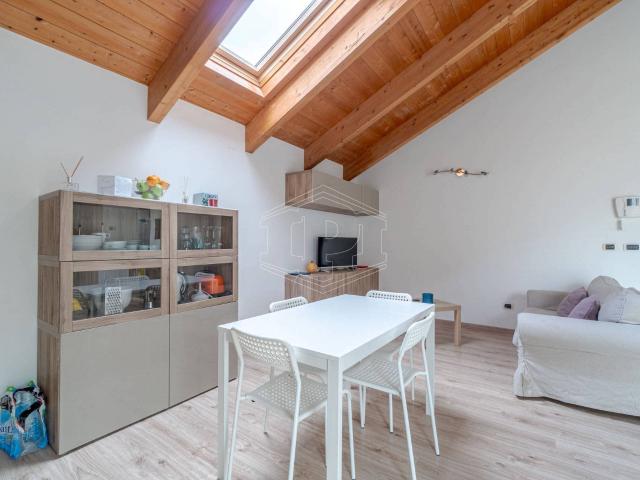 Appartamento in vendita a Genova, Sestri Ponente 67m² Genova